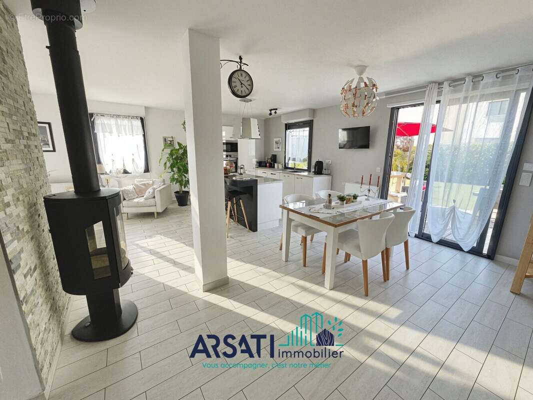 Maison à CHATEAUGIRON