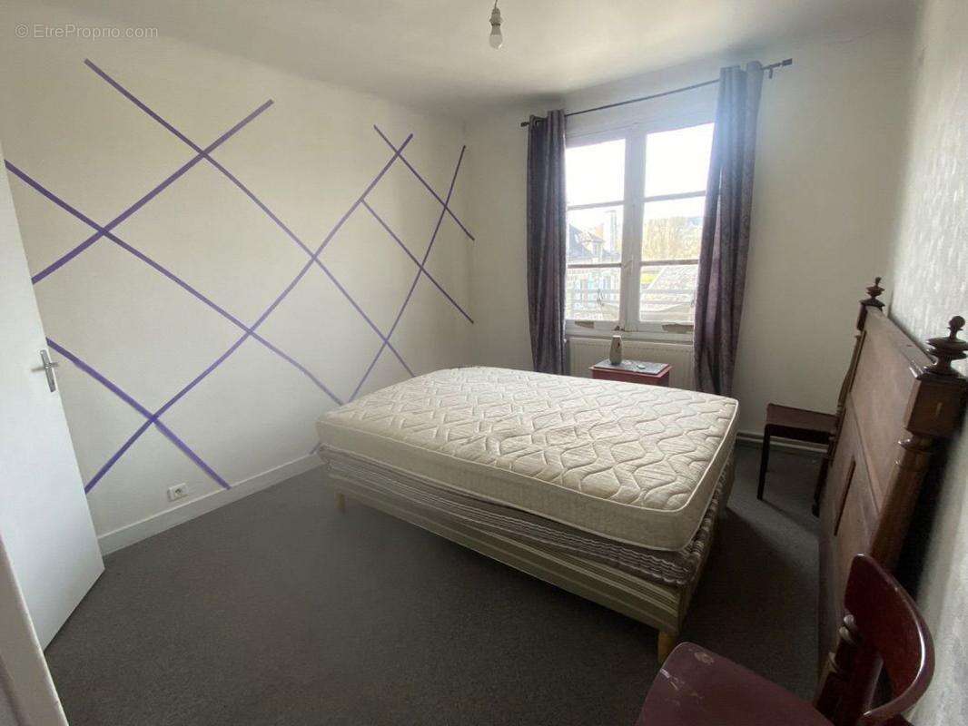 Commerce à TERRASSON-LAVILLEDIEU