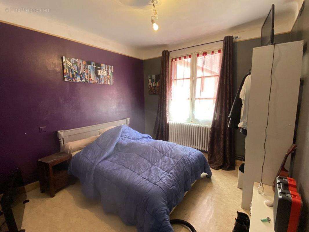 Commerce à TERRASSON-LAVILLEDIEU