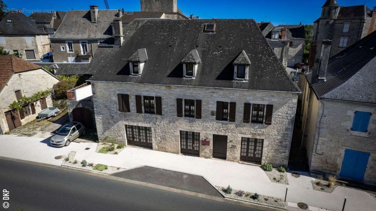 Commerce à CRESSENSAC