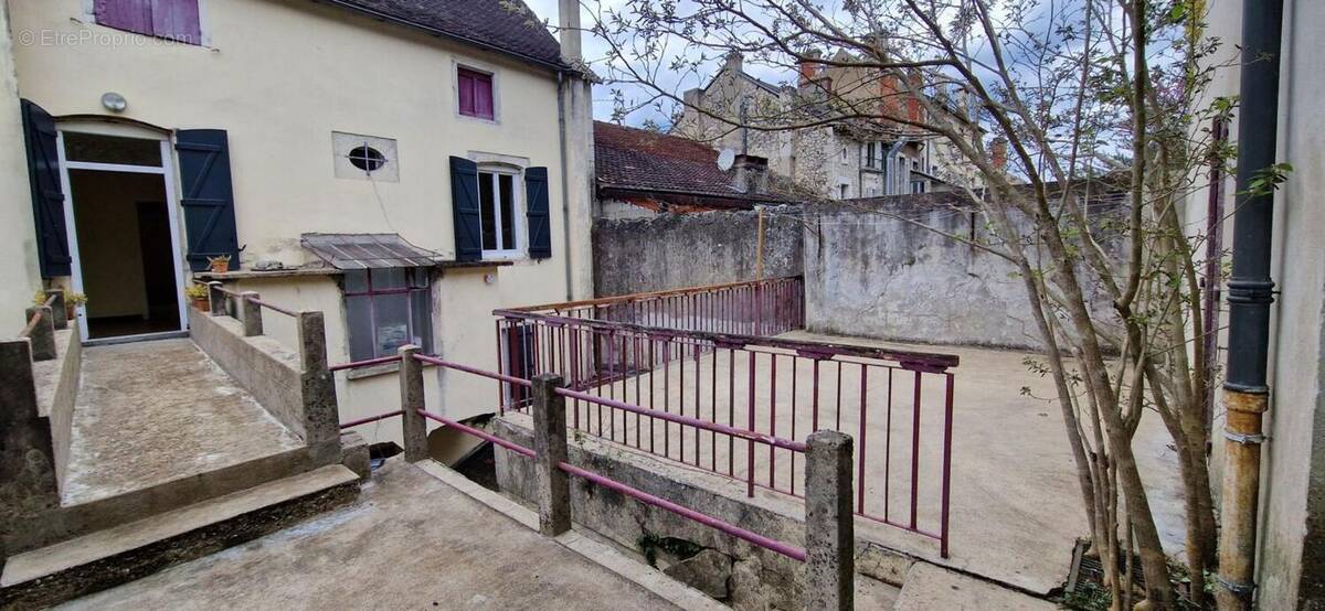 Commerce à SOUILLAC