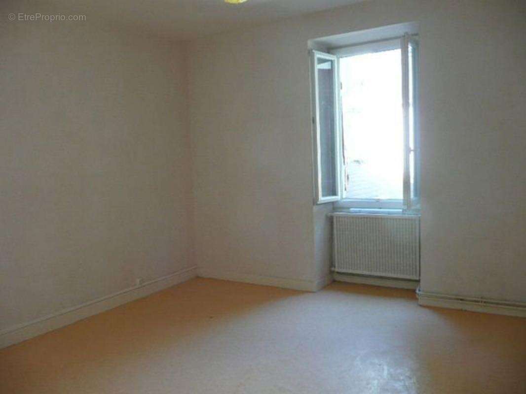 Commerce à SOUILLAC