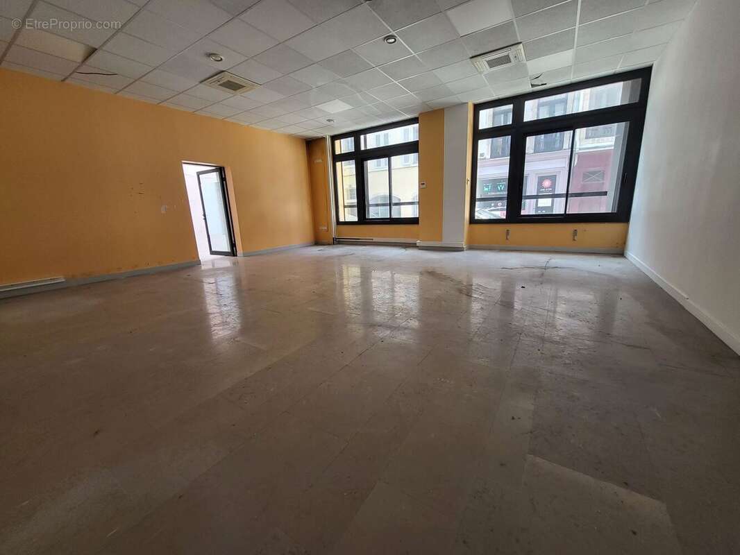 Commerce à CHALON-SUR-SAONE