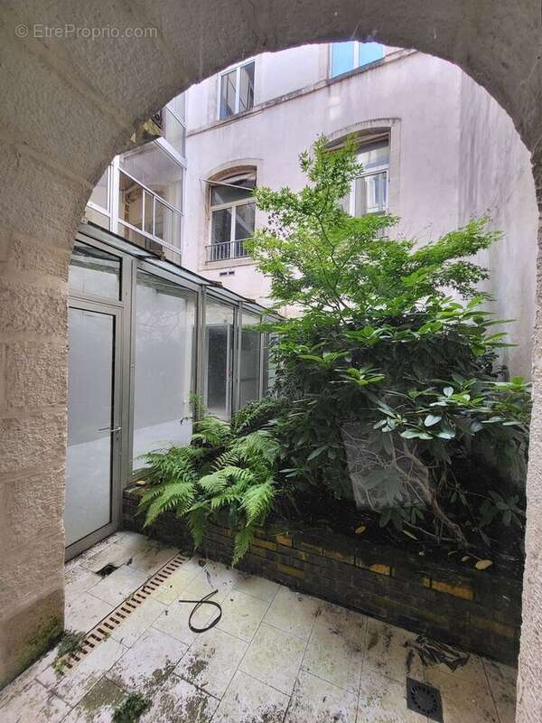 Commerce à CHALON-SUR-SAONE