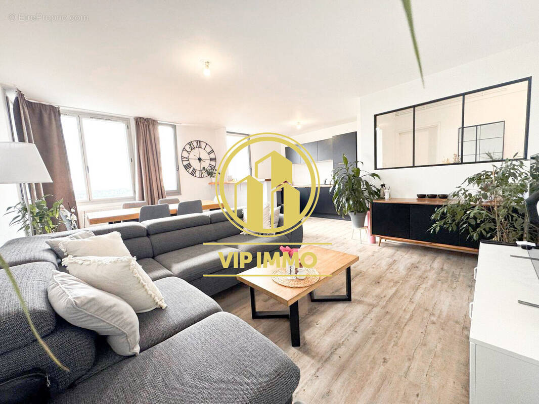 Appartement à LA MADELEINE