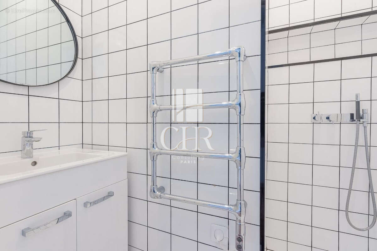 Appartement à PARIS-10E