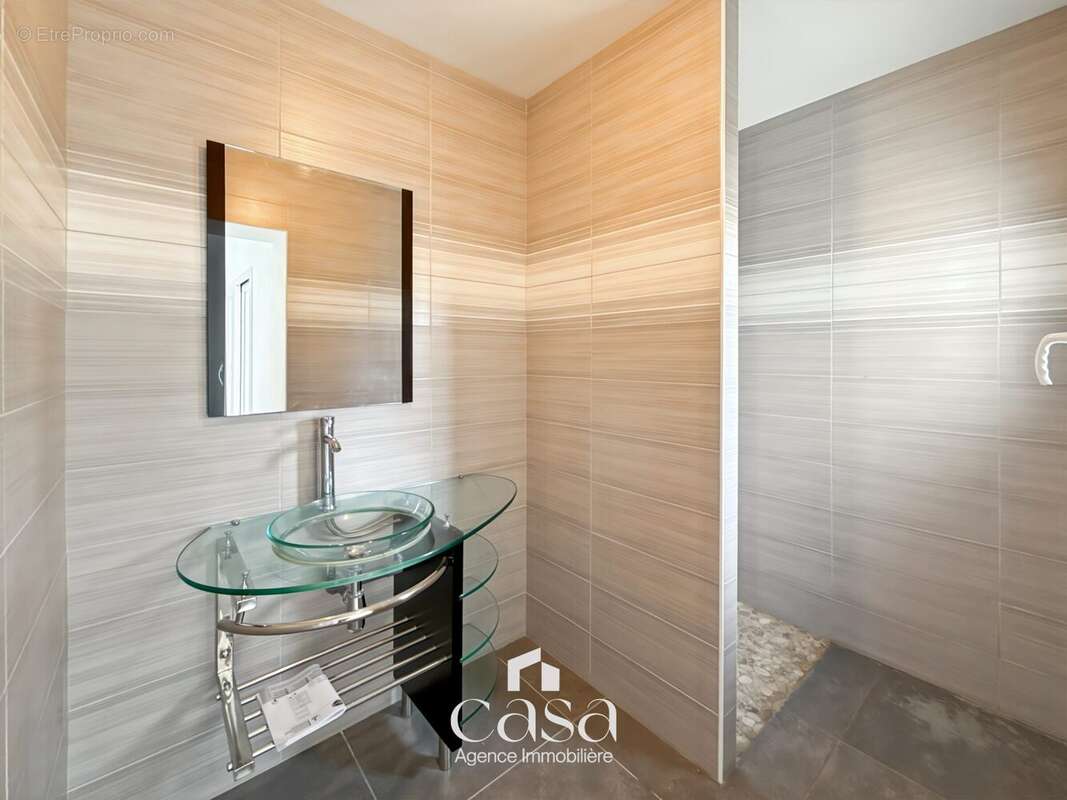 Maison à CONTEVILLE