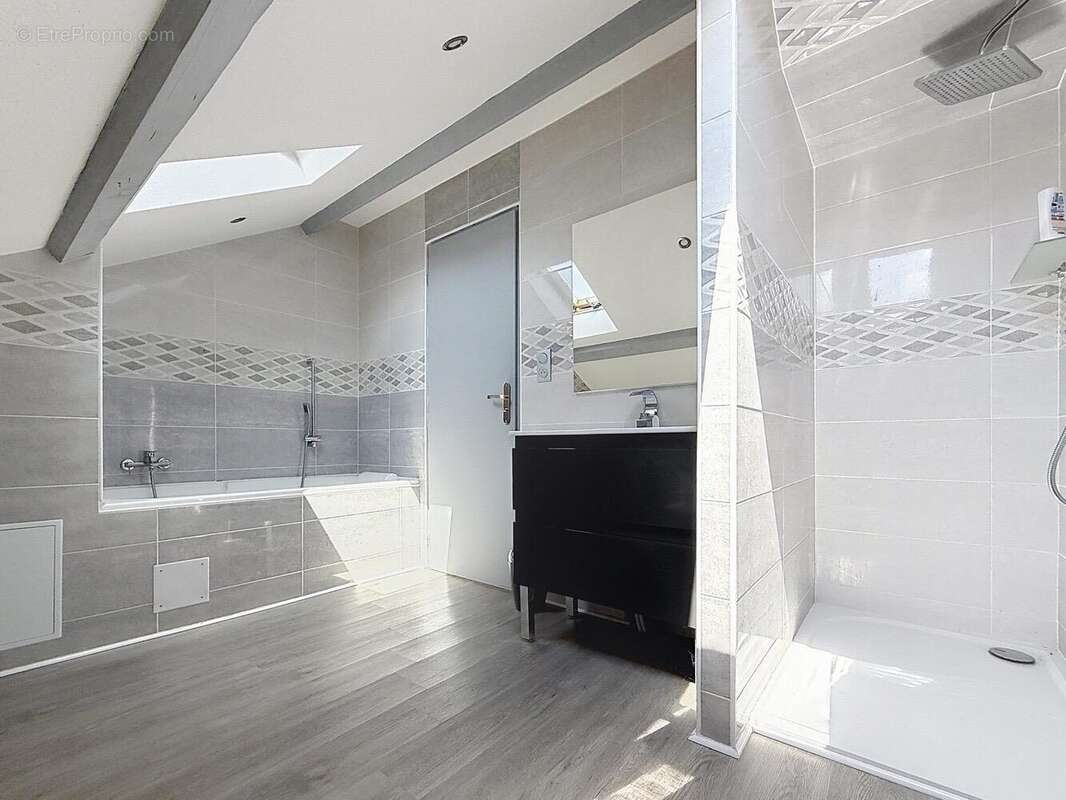 Appartement à LE THOLY