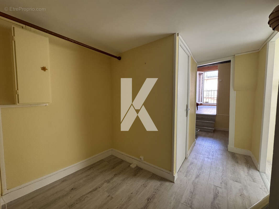 Entrée - Appartement à PARIS-9E