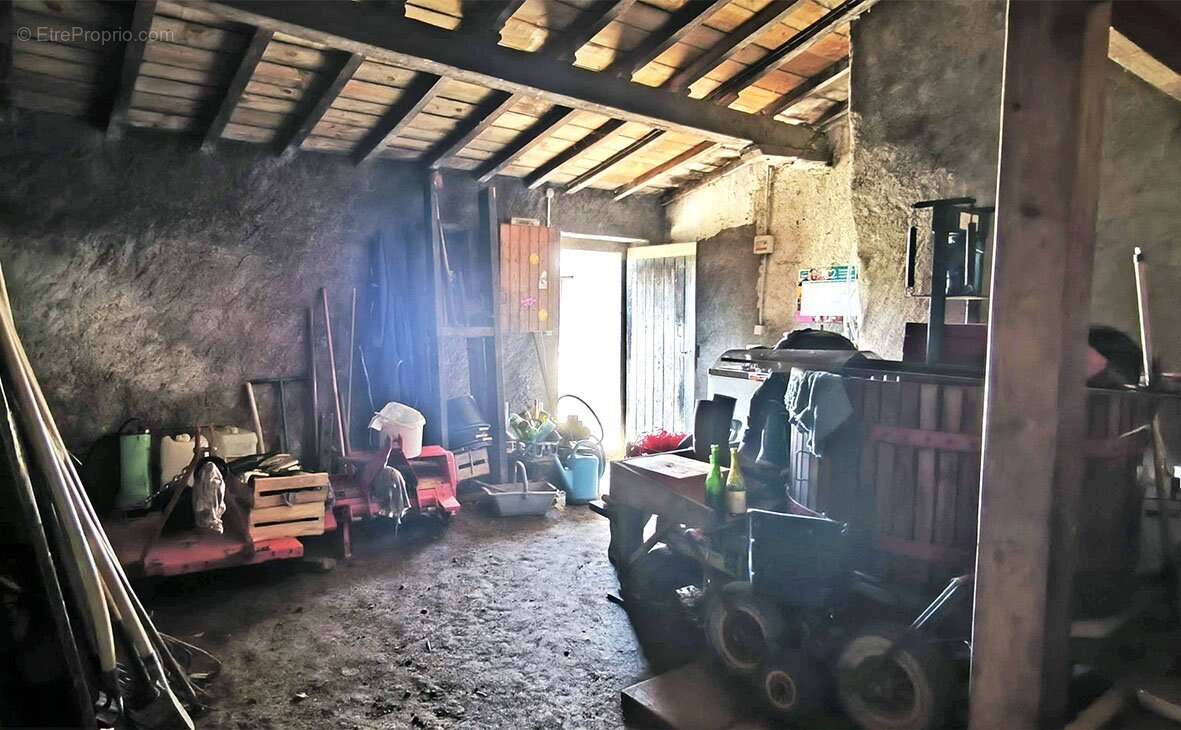 Maison à LA VARENNE