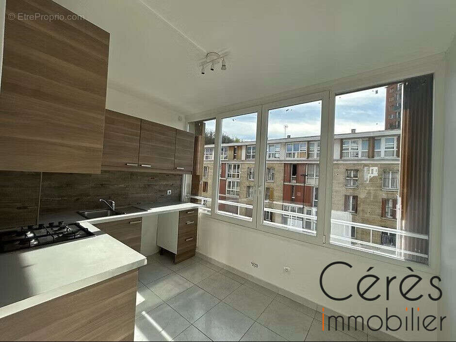 Appartement à ROMAINVILLE