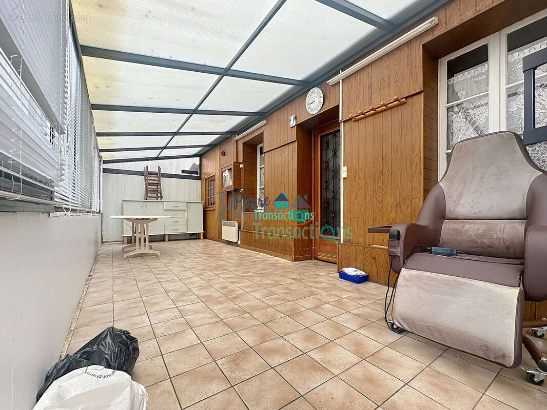 Maison à GRUCHET-LE-VALASSE