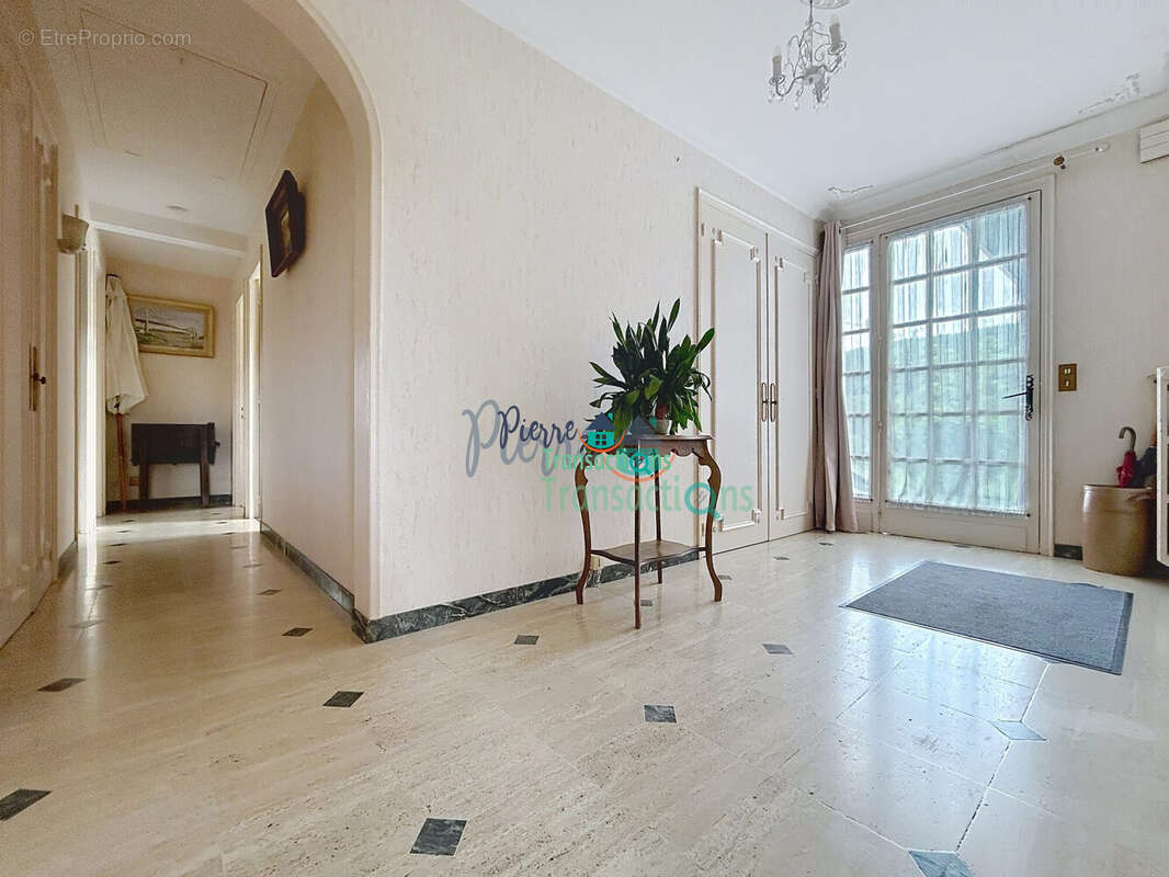 Maison à LILLEBONNE