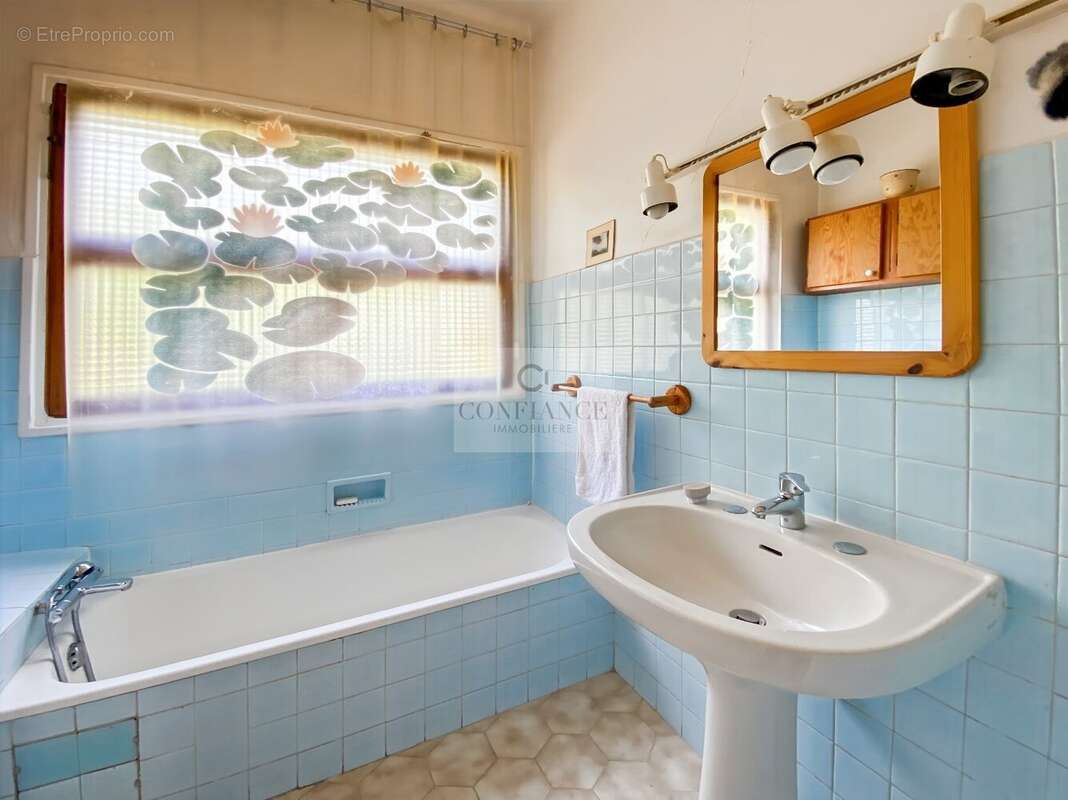 Maison à SAINT-ETIENNE-DE-TINEE