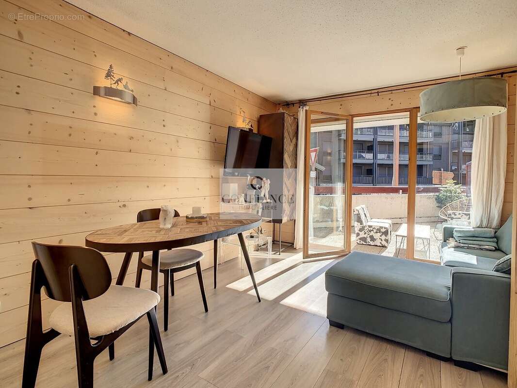 Appartement à SAINT-ETIENNE-DE-TINEE