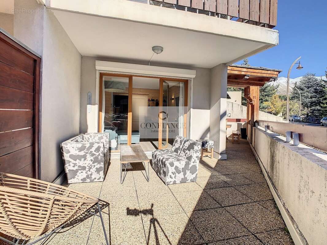 Appartement à SAINT-ETIENNE-DE-TINEE