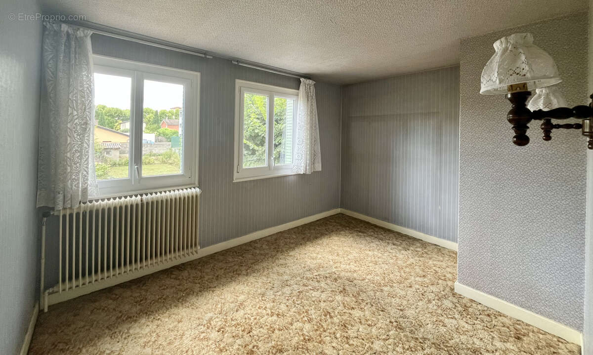 Maison à VILLEFRANCHE-SUR-SAONE