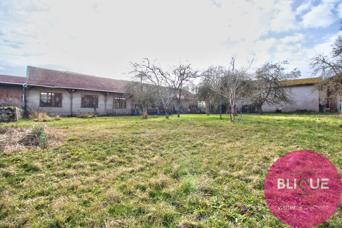 Terrain à GERBEVILLER