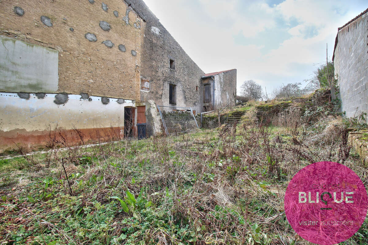 Terrain à GERBEVILLER