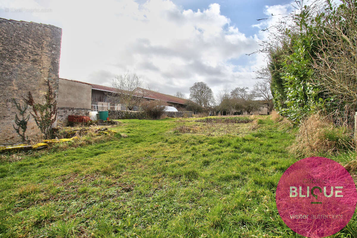 Terrain à GERBEVILLER