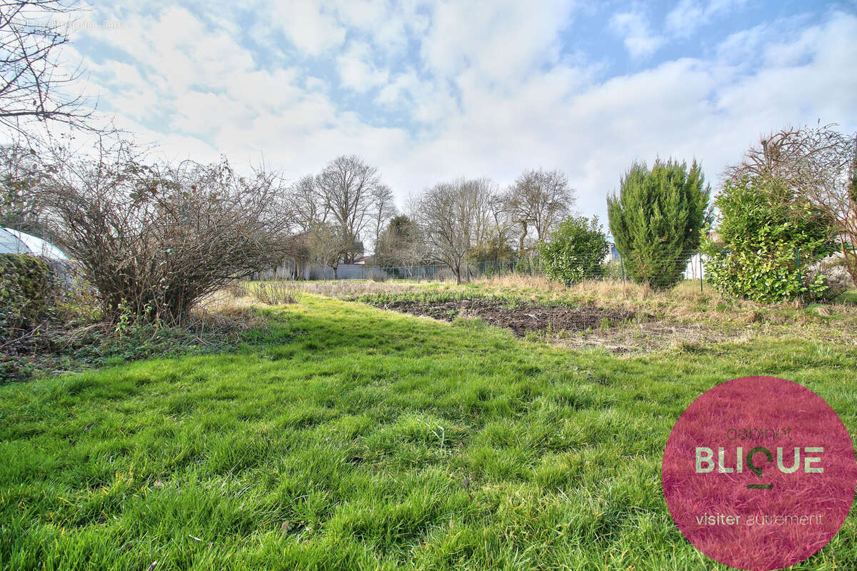 Terrain à GERBEVILLER