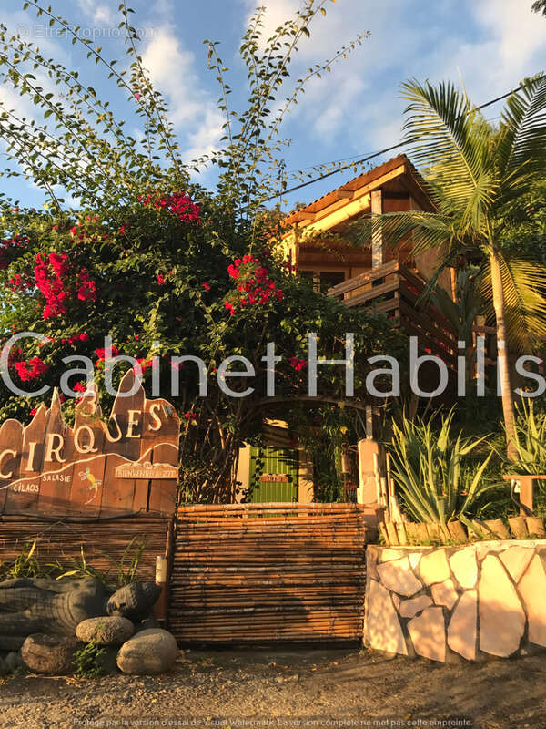 Maison à L&#039;ETANG-SALE