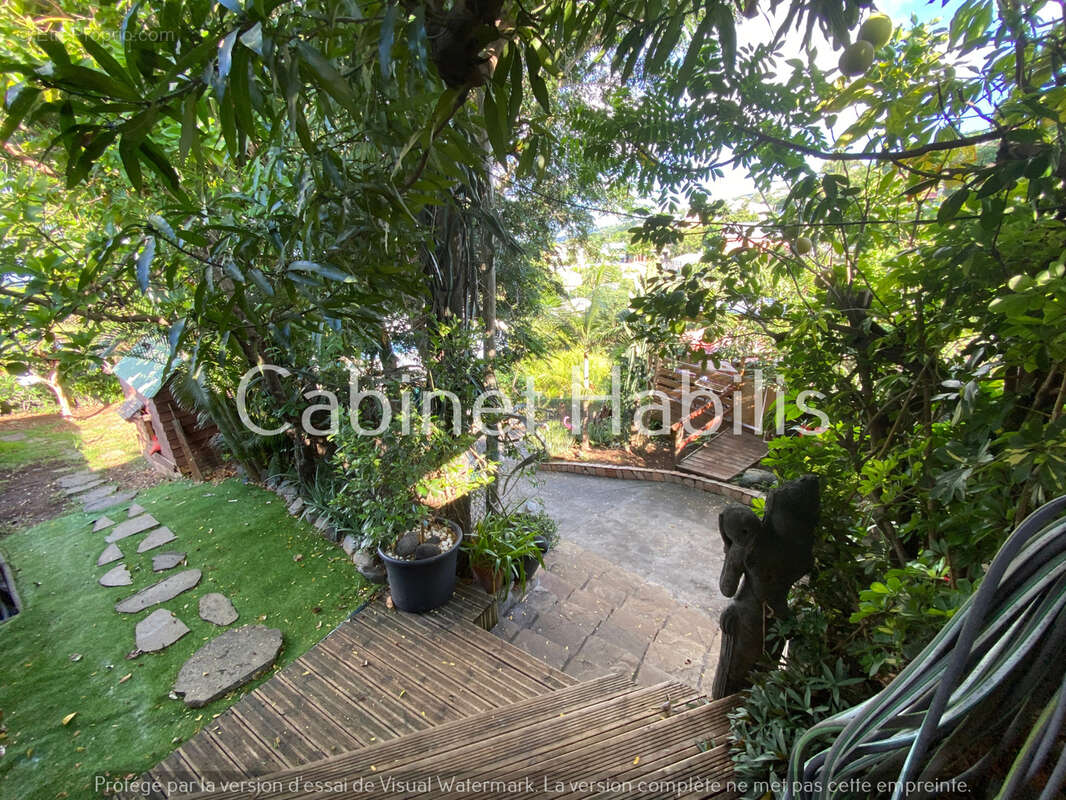 Maison à L&#039;ETANG-SALE