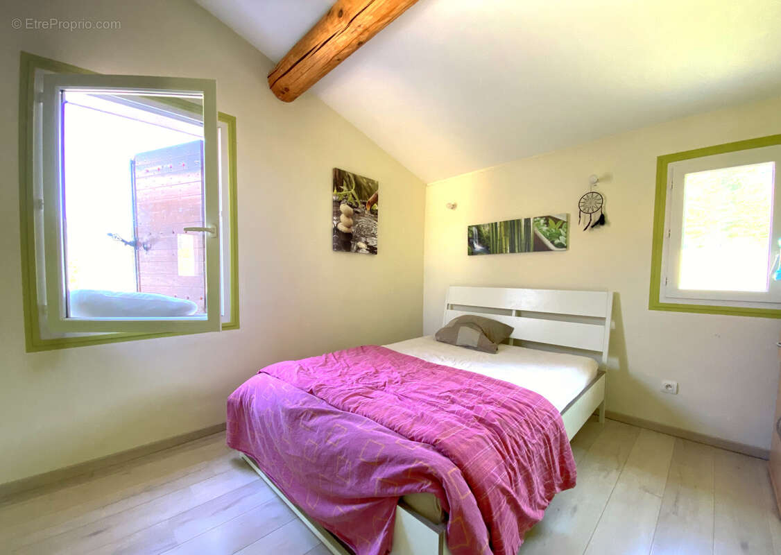 Maison à BUIS-LES-BARONNIES