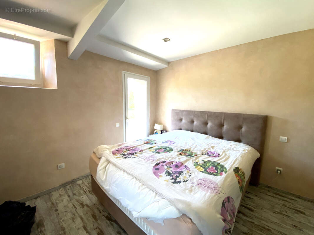 Maison à BUIS-LES-BARONNIES