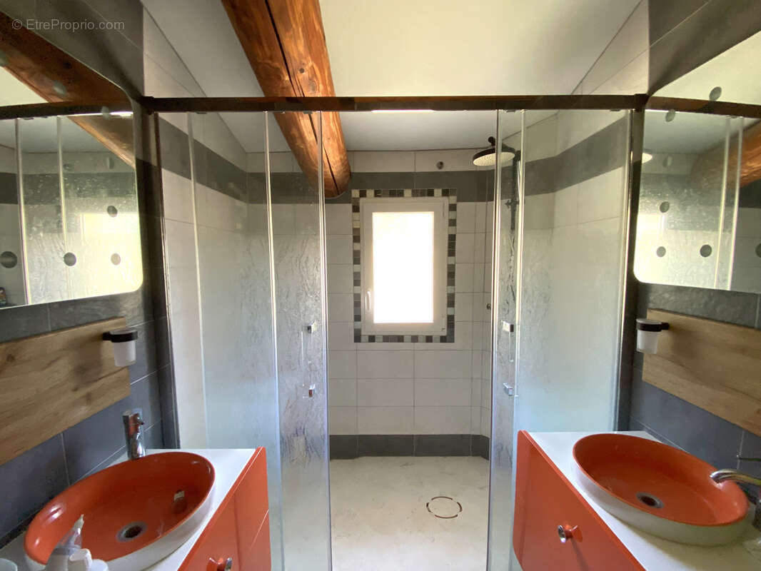 Maison à BUIS-LES-BARONNIES