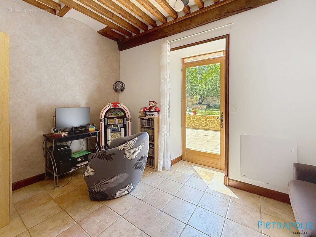 Maison à SAINT-BONNET-LE-TRONCY