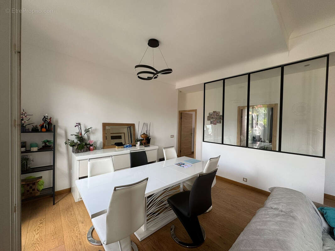 Appartement à MENTON