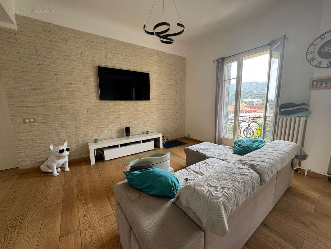 Appartement à MENTON