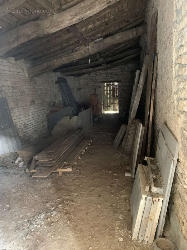 Maison à FONTAINE-CHALENDRAY