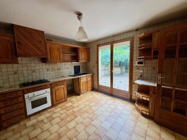 Maison à PARAY-VIEILLE-POSTE