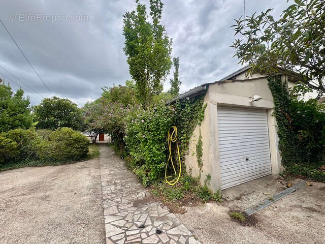 Maison à PARAY-VIEILLE-POSTE