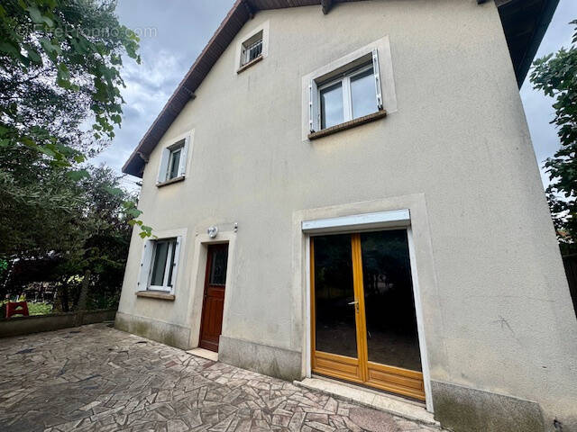 Maison à PARAY-VIEILLE-POSTE