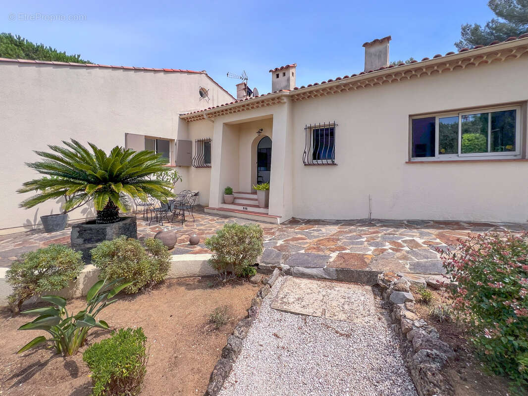 Maison à CAVALAIRE-SUR-MER