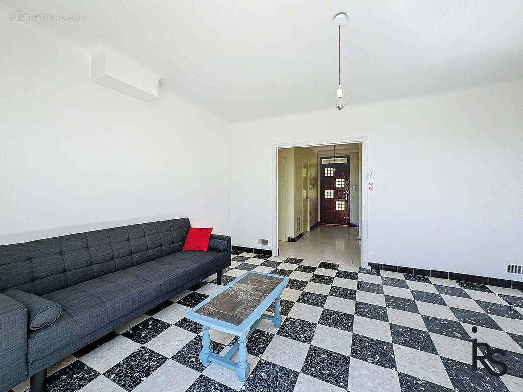 Maison à LARGENTIERE