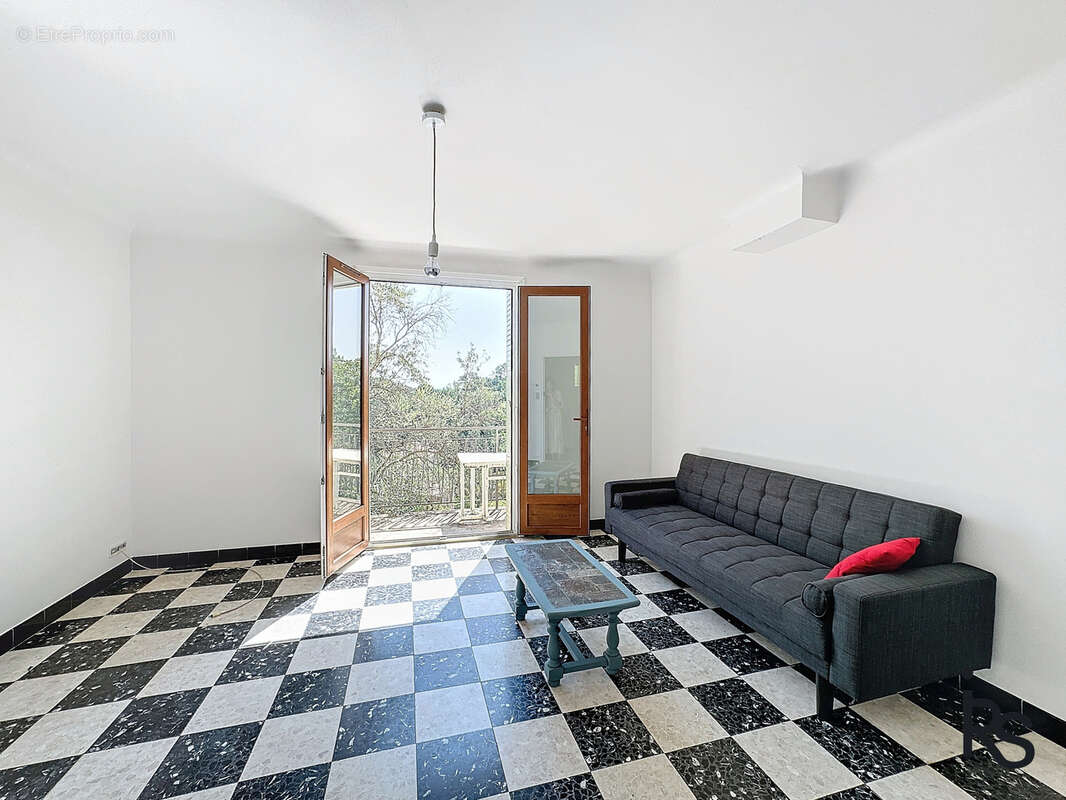 Maison à LARGENTIERE