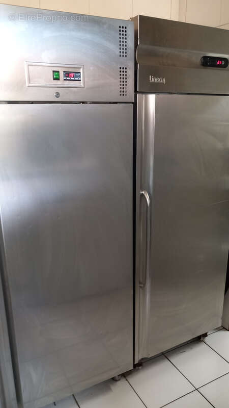 Commerce à LAMALOU-LES-BAINS