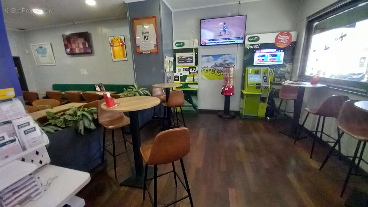 Commerce à LAMALOU-LES-BAINS