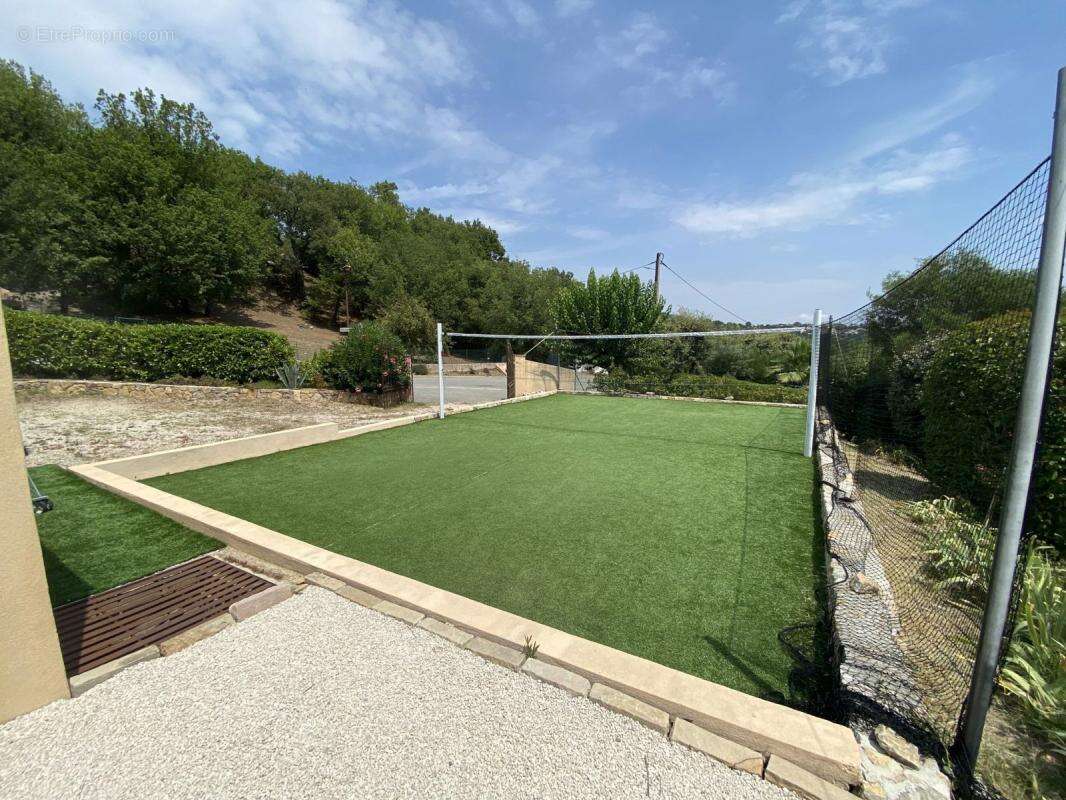 Maison à LES ADRETS-DE-L&#039;ESTEREL