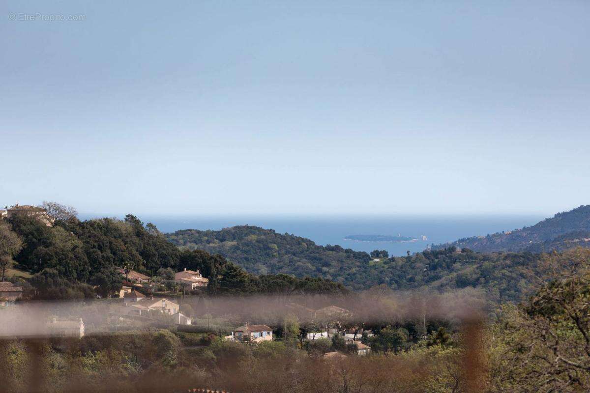 Maison à LES ADRETS-DE-L&#039;ESTEREL