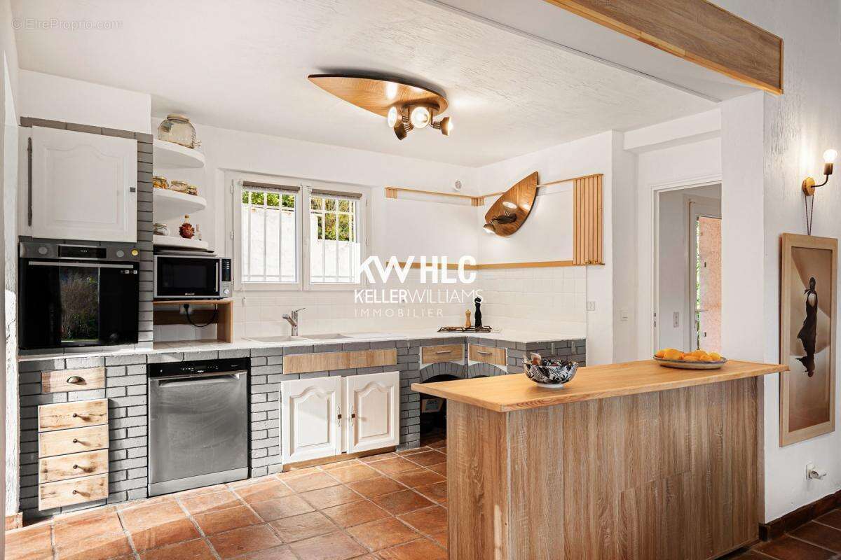 Maison à LES ADRETS-DE-L&#039;ESTEREL