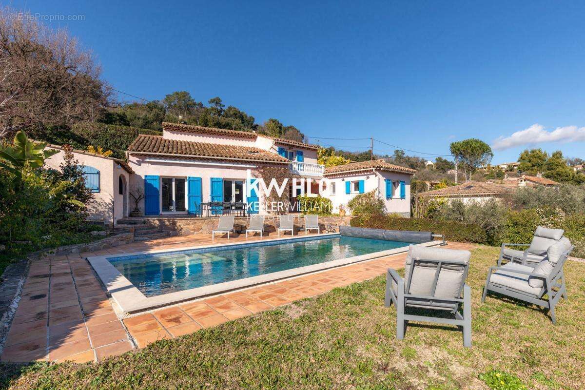 Maison à LES ADRETS-DE-L&#039;ESTEREL