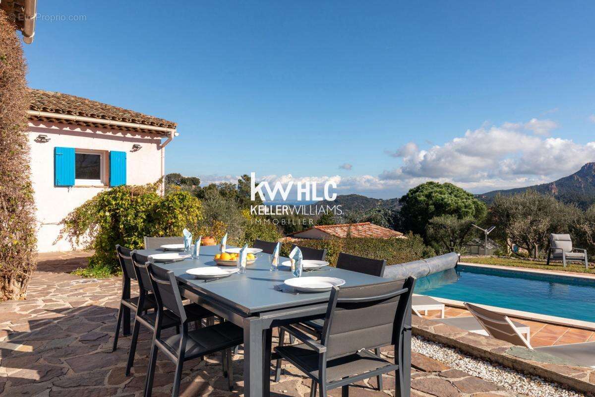 Maison à LES ADRETS-DE-L&#039;ESTEREL