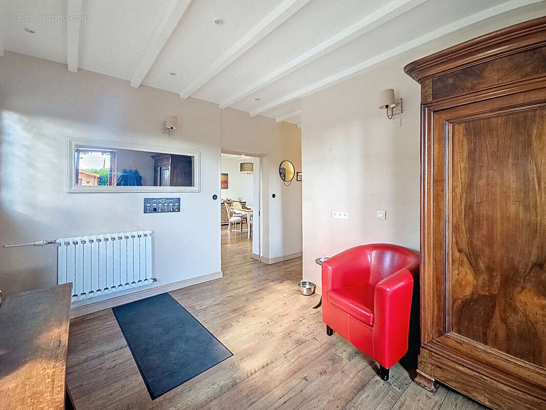 Maison à MONTREVEL-EN-BRESSE