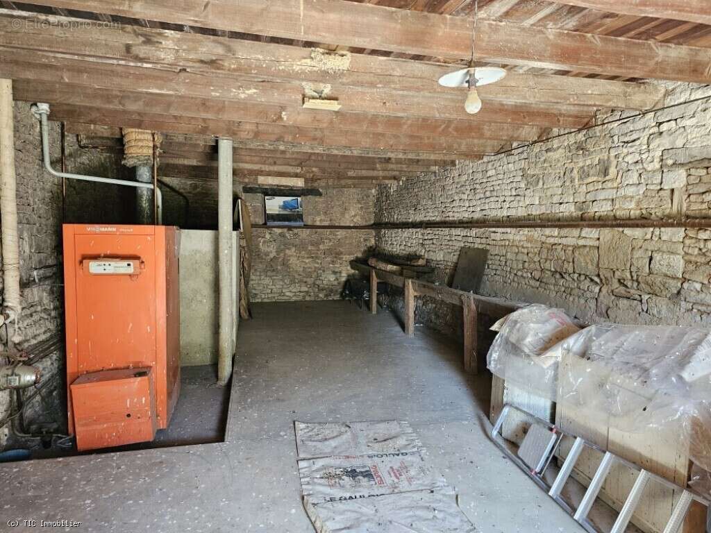 Maison à VILLEFAGNAN