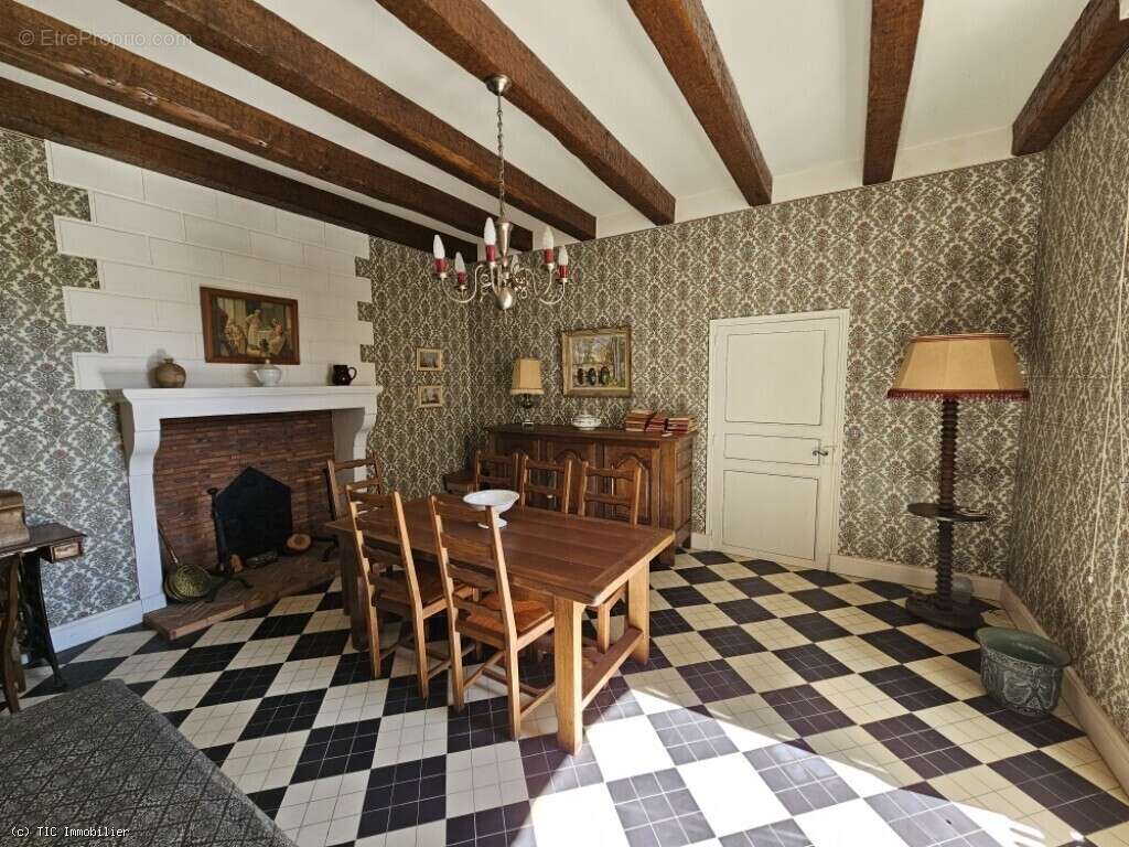 Maison à VILLEFAGNAN